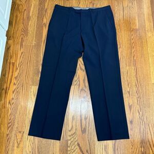 Hugo Boss Navy Blue The Jam 7/Sharp 3 Flat front Dress Pants. Size 36.